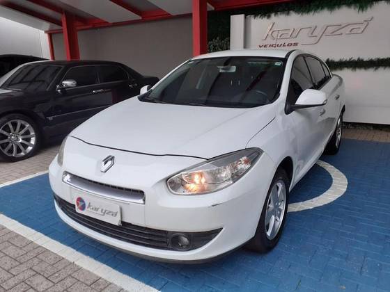 RENAULT FLUENCE 2.0 DYNAMIQUE 16V FLEX 4P AUTOMÁTICO RENAULT FLUENCE 2.0 DYNAMIQUE 16V FLEX 4P AUTOMÁTICO